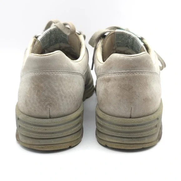 MEPHISTO Size 8.5 Runoff Walking Shoes Light Gray Nubuck Leather AIR‎ BAG SYSTEM